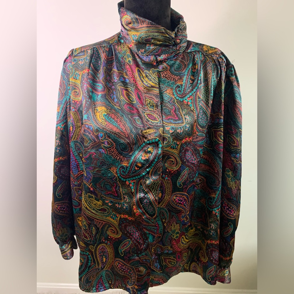 Women’s multi-colored Blouse